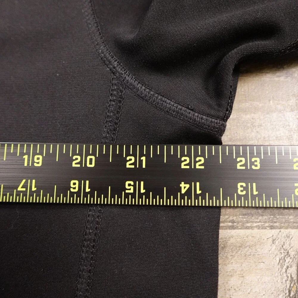 The North Face Quarter Zip 1/4 Tech Fleece Pullover Men's Large‎ Black